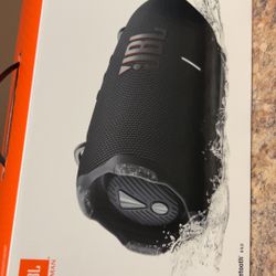 Extreme 4 JBL Bluetooth Speaker 