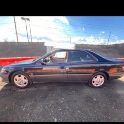 2000 Lexus ES 300