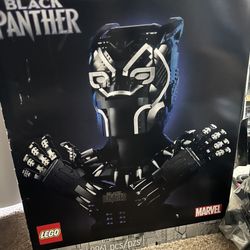 Legos Set Of Black Panther 