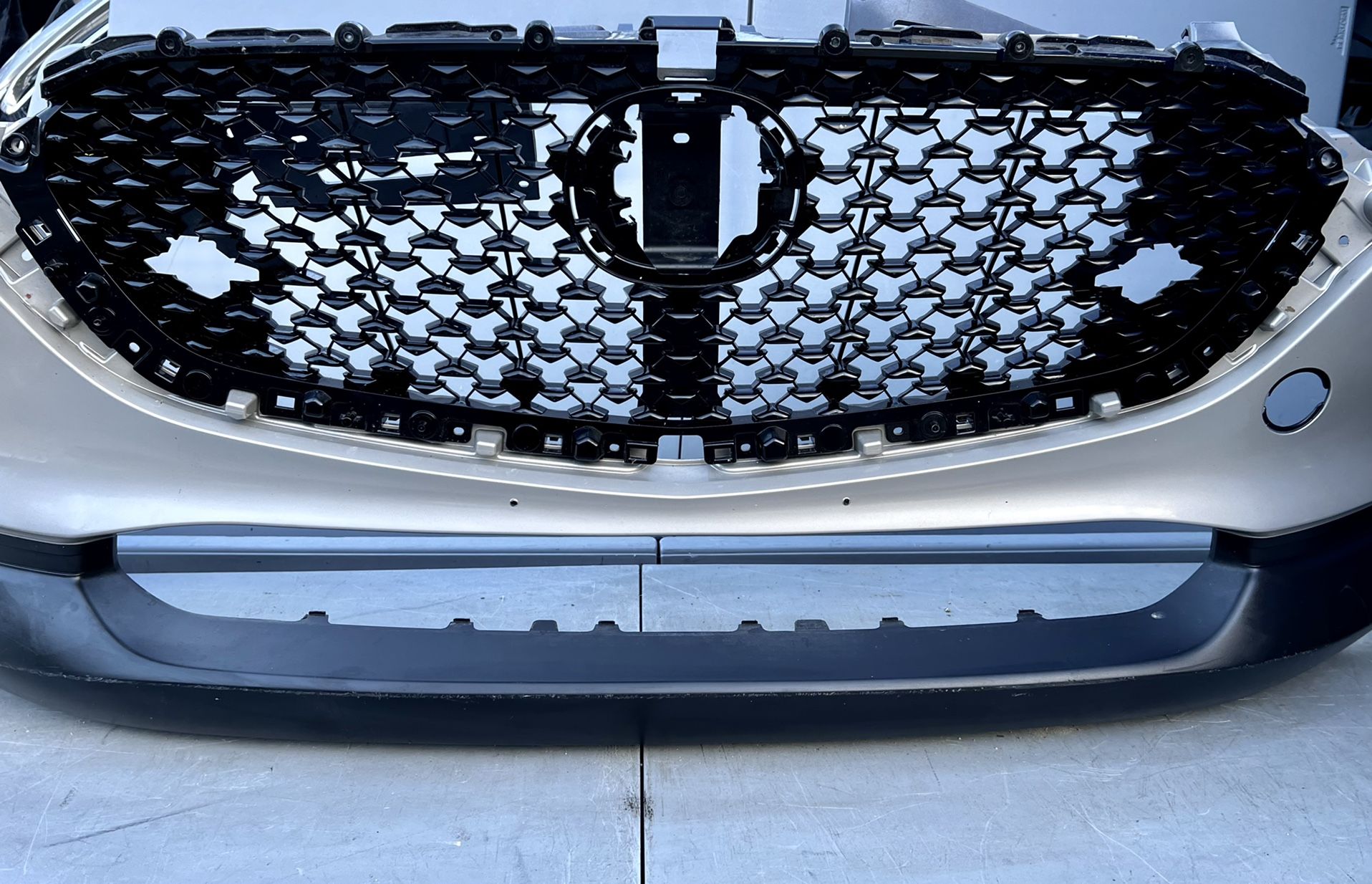 2020 2021 2022 Mazda CX-30 CX30 Front Bumper Cover OEM + ORIGINAL PAINT + GRILLE