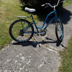 Townie 21D Step-Through Women's Bike