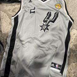 Kawhi Leonard Jersey 