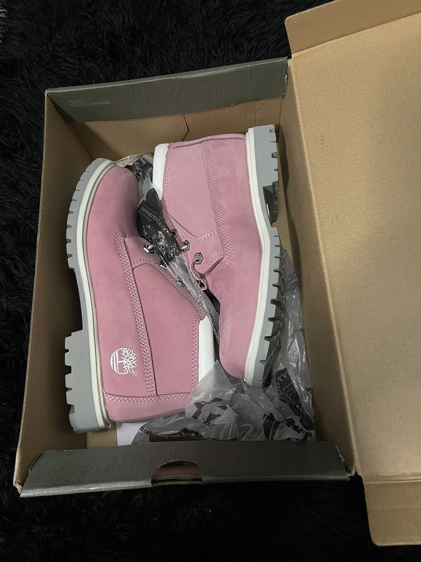 Timberland’s Pink Women’s Boots 