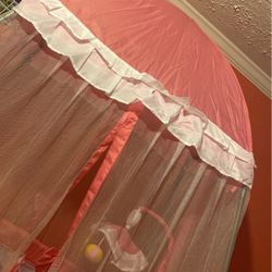 Like New No Stain she didn’t like sleeping in it