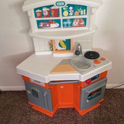 Little Tikes Play Kitchen