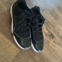 Men’s Jordan’s Retro Low 11