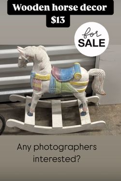 Wooden Horse Decor