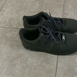 Nike Airforce One. Army Green Size 11
