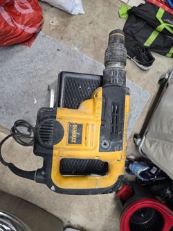 DeWalt chipping hammer 🔨