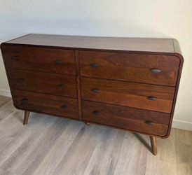 New MCM Dresser! Walnut! Free Delivery 🚚!