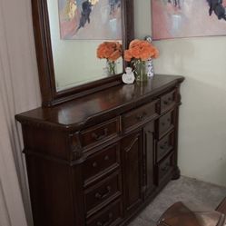 King Size Bedroom 