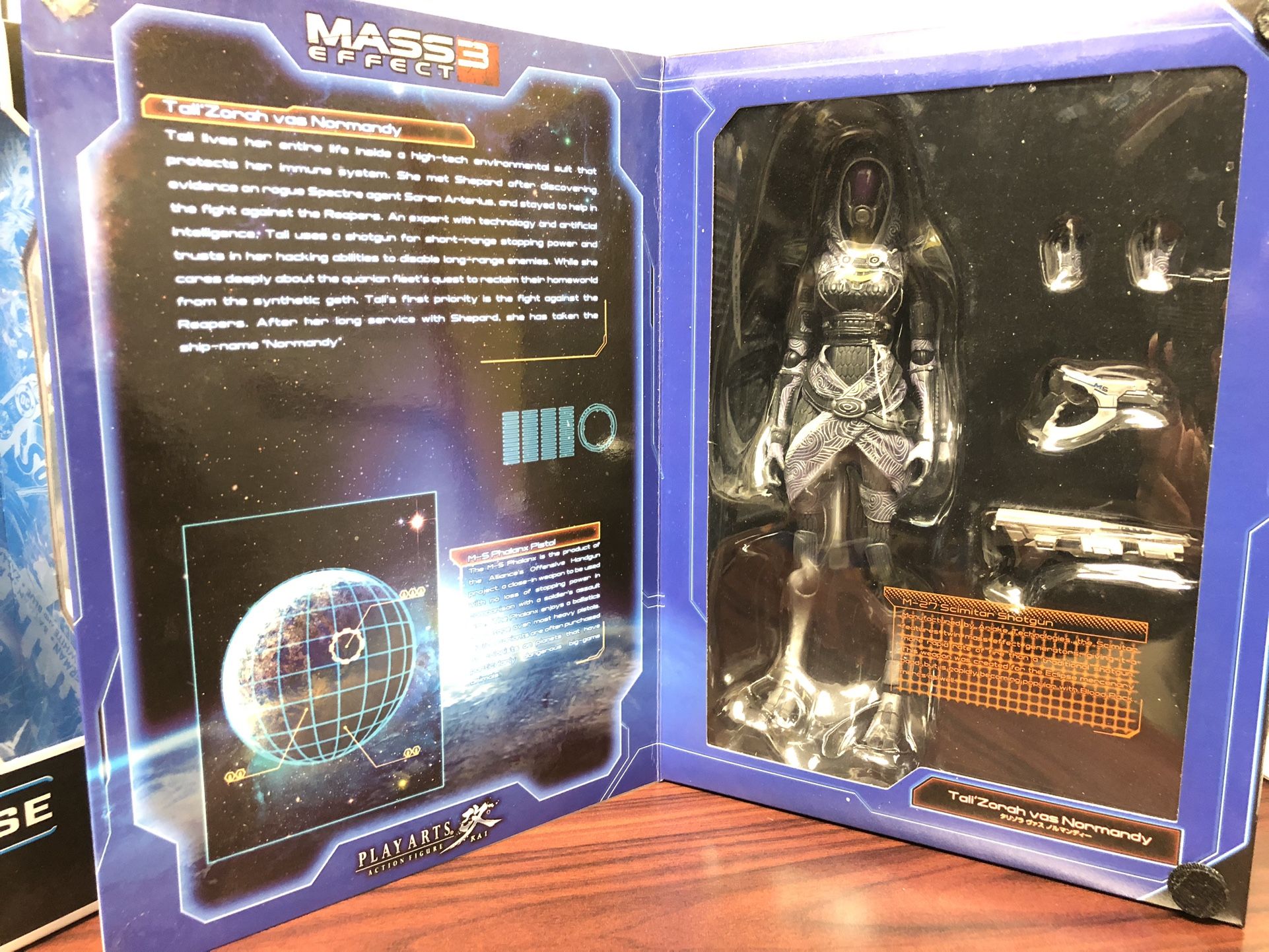 Mass Effect (Play Arts Kai) “Tali”