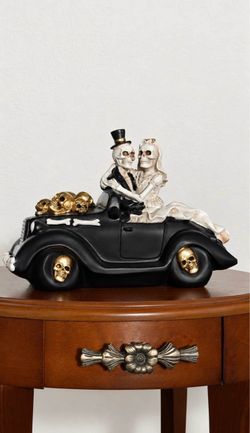 Decorative Ceramic Halloween Decor Just Married Skeletons