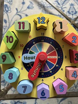 Melissa and Doug clock