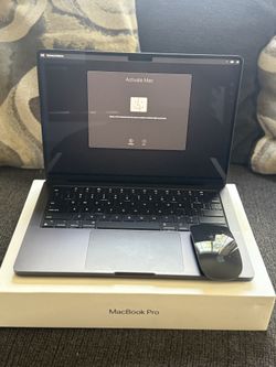 Apple MacBook Pro M4 Chip