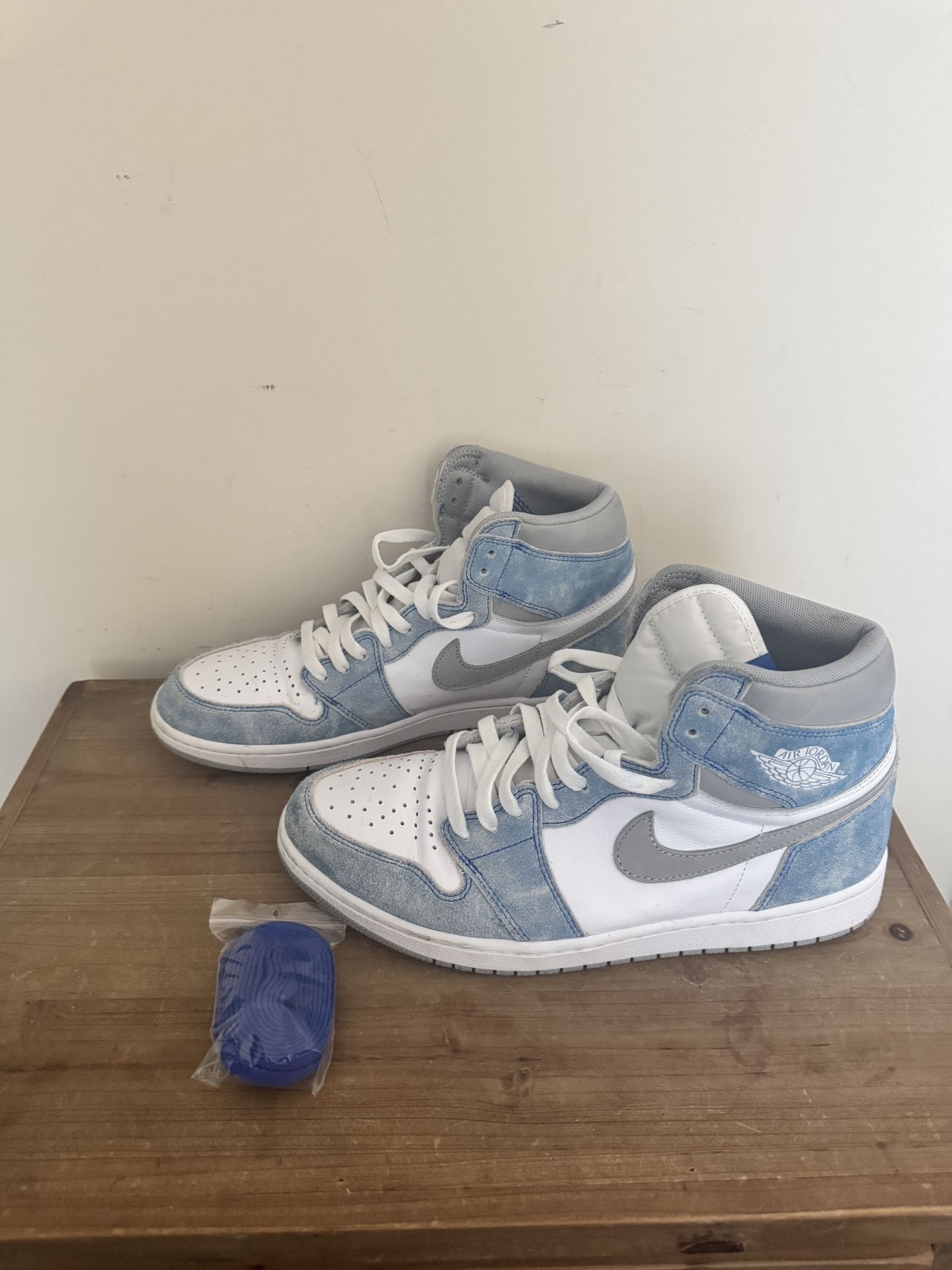 Jordan 1 ‘Hyper Royal’ - Size 12