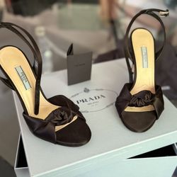 Prada Calzature Donna Size 7 (37.5 EU) Worn Twice