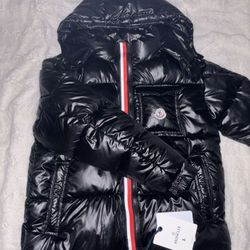 Moncler Puffer 