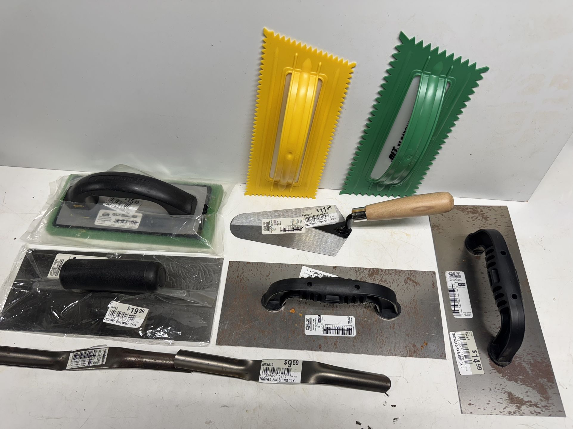New Assortment Trowel Lot. $15 Takes All. Must Pick Up