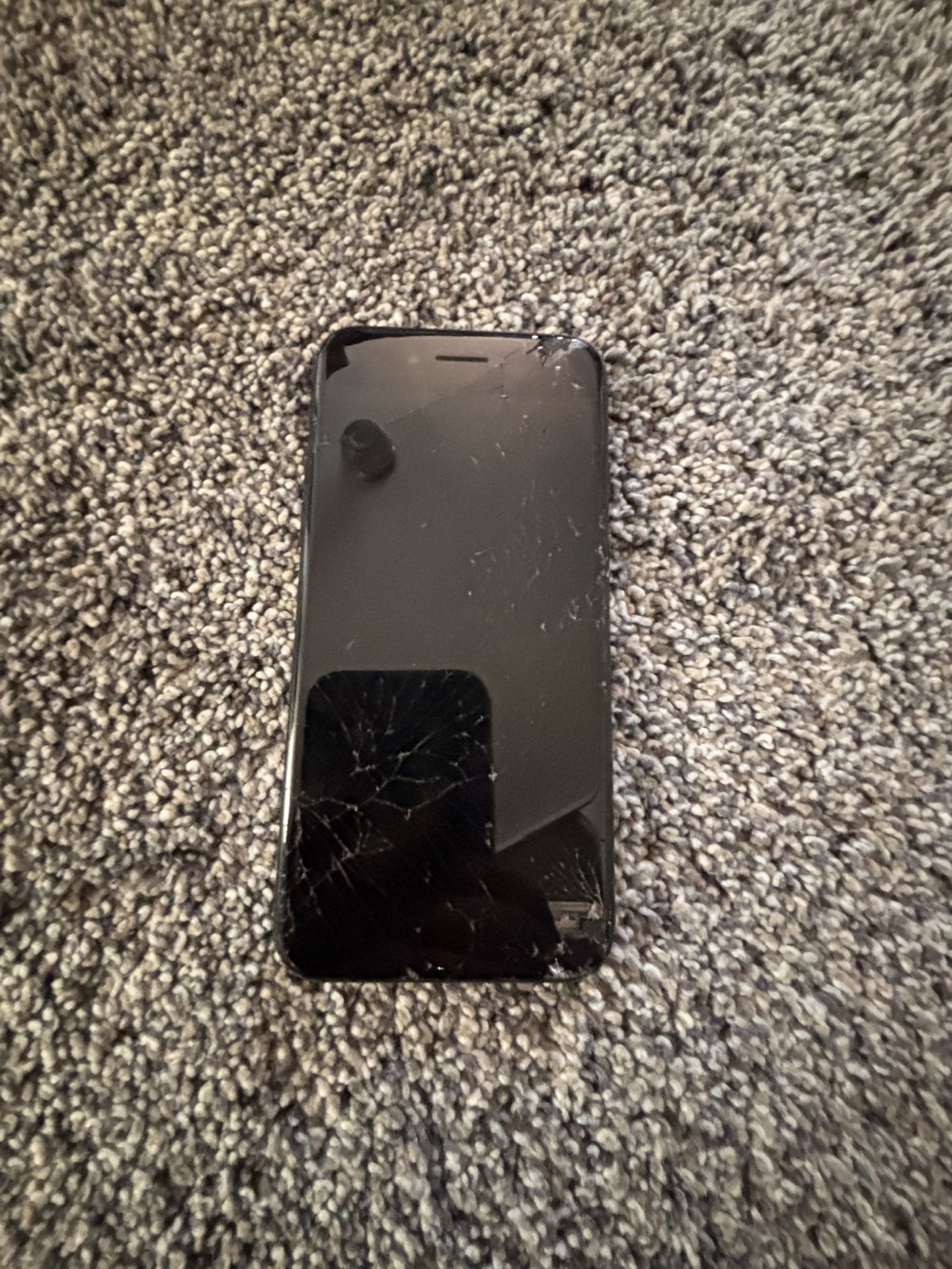 iPhone Se Broken But Works LCD Broken