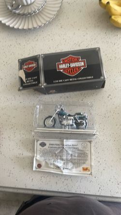 Harley-Davidson 1:18 Die Cast Metal Collectible