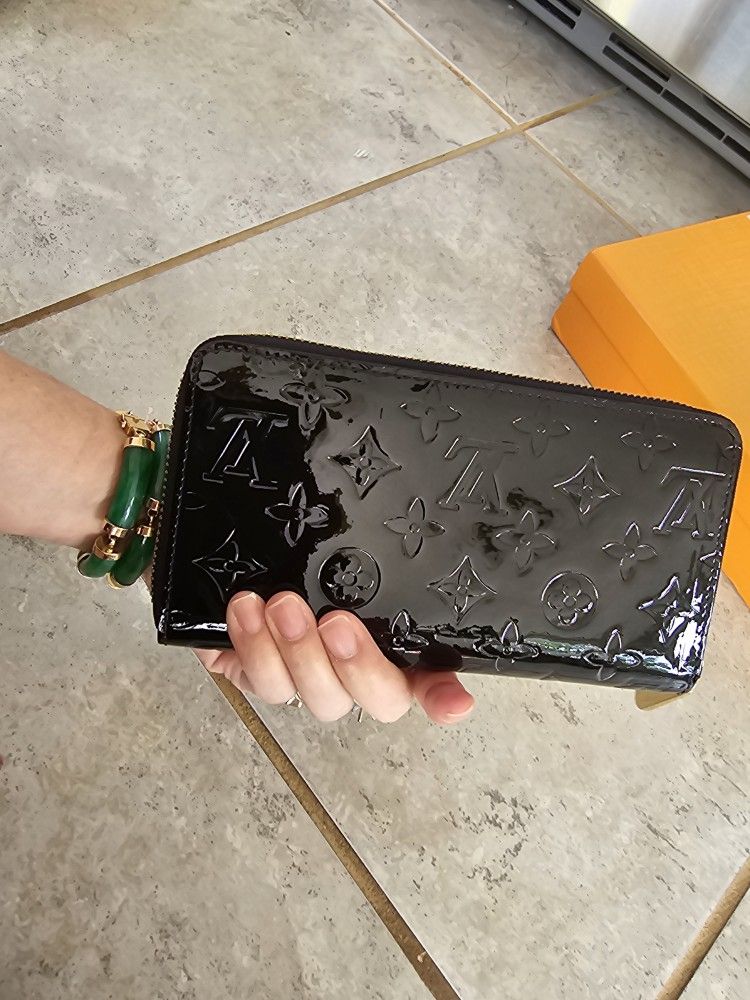 Amazing Patent Leather Wallet