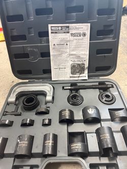 Matco Tools MBP1000 Ball Joint Press & Master Adapter Set