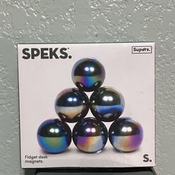 Magnetic Balls