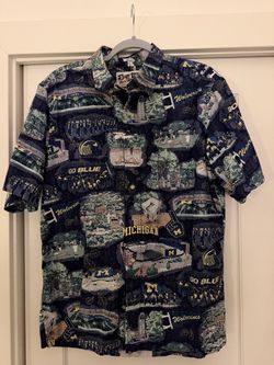 Reyn Spooner Michigan Wolverines Button-Up Shirt