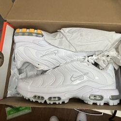 nike vapormax size 8 brand new im only asking 90
