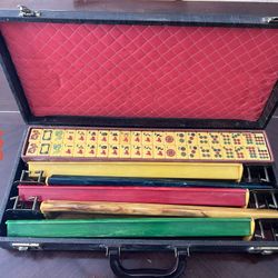 Vintage Mahjong Set