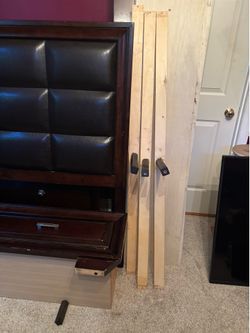 Bedroom set