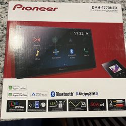 Pioneer Bluetooth  Apple CarPlay Receiver