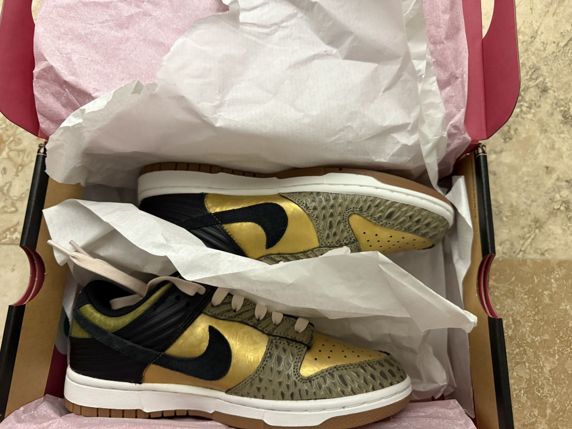 Nike Dunk Low Día De Muertos (Women's