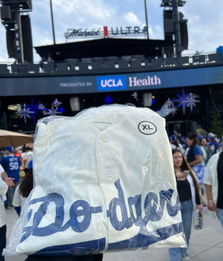 Jackie Robinson Day Jersey XL Los Angeles Dodgers Stadium #42 Brand New Unopened