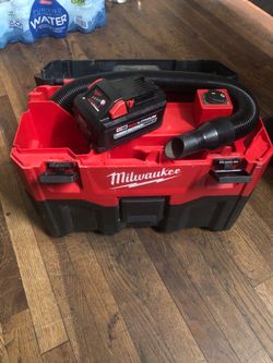 Milwaukee vacuum