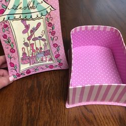 Like New Gift Box