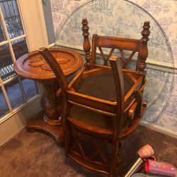 Dinking Table With Glass 