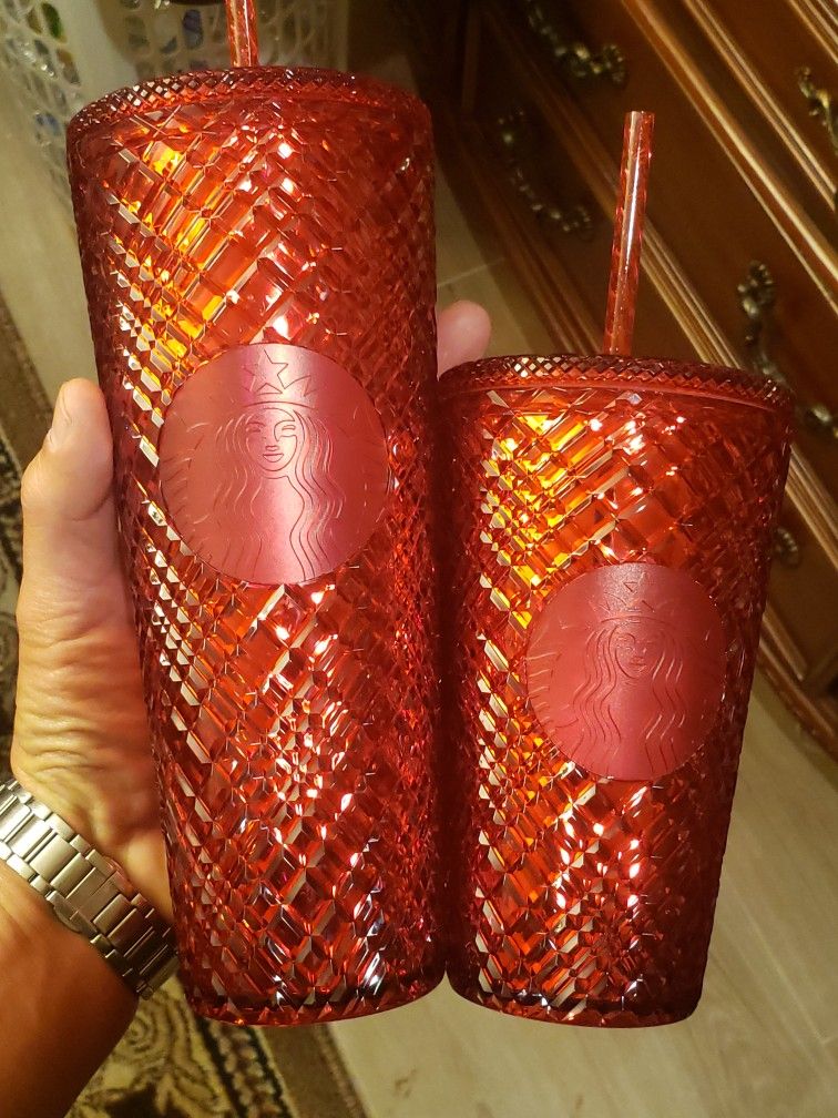 Venti/Grande Set. Got 3 Sets. $80