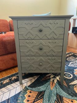 Nightstand / sidetable