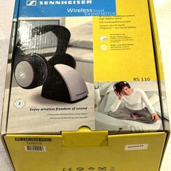 SENNHEISER WIRELESS HEADPHONES NEW