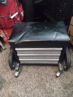 3-drawer mechanics rolling tool chest seat,