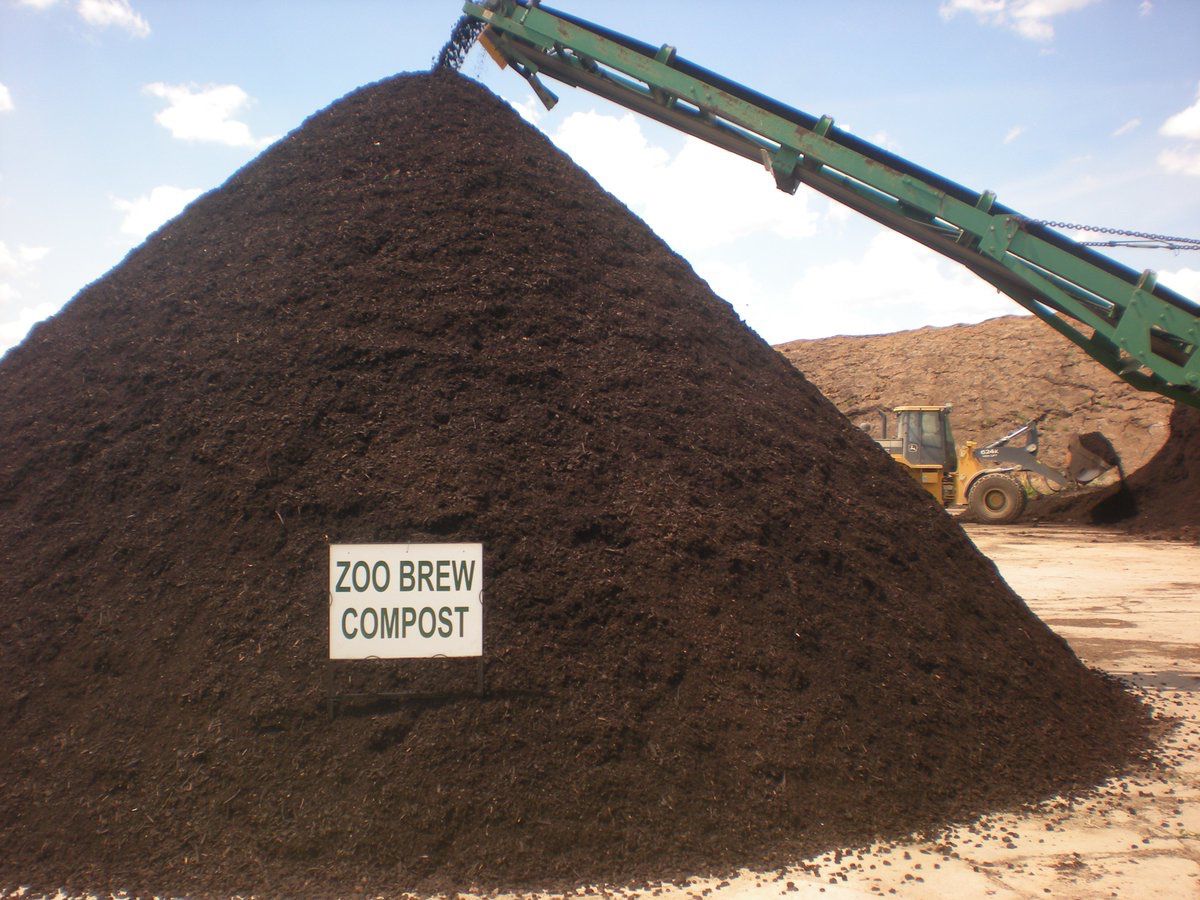Zoo brew compost from the COLUMBUS ZOO!!! Amazing compost! 1.5 cu ft bags