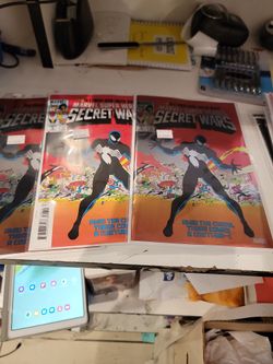 Secret Wars #8  Comics Venom Black Suit Spiderman Key Issue 