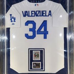 Dodgers Legend Fernando Valenzuela Signed, PSA-Certified, Deluxe-Framed Jersey 