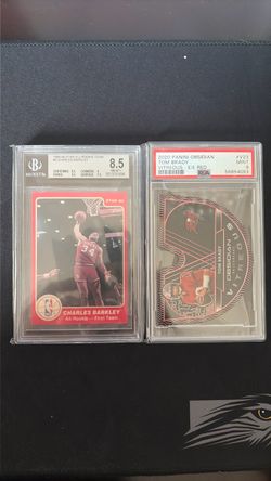 SPORTS CARD LOT (BRADY AND BARKLEY)