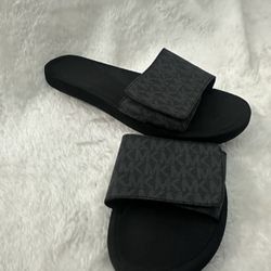 Women MK Michael Kors Wade MK Logo Slide Sandals Mini MK Logo Black