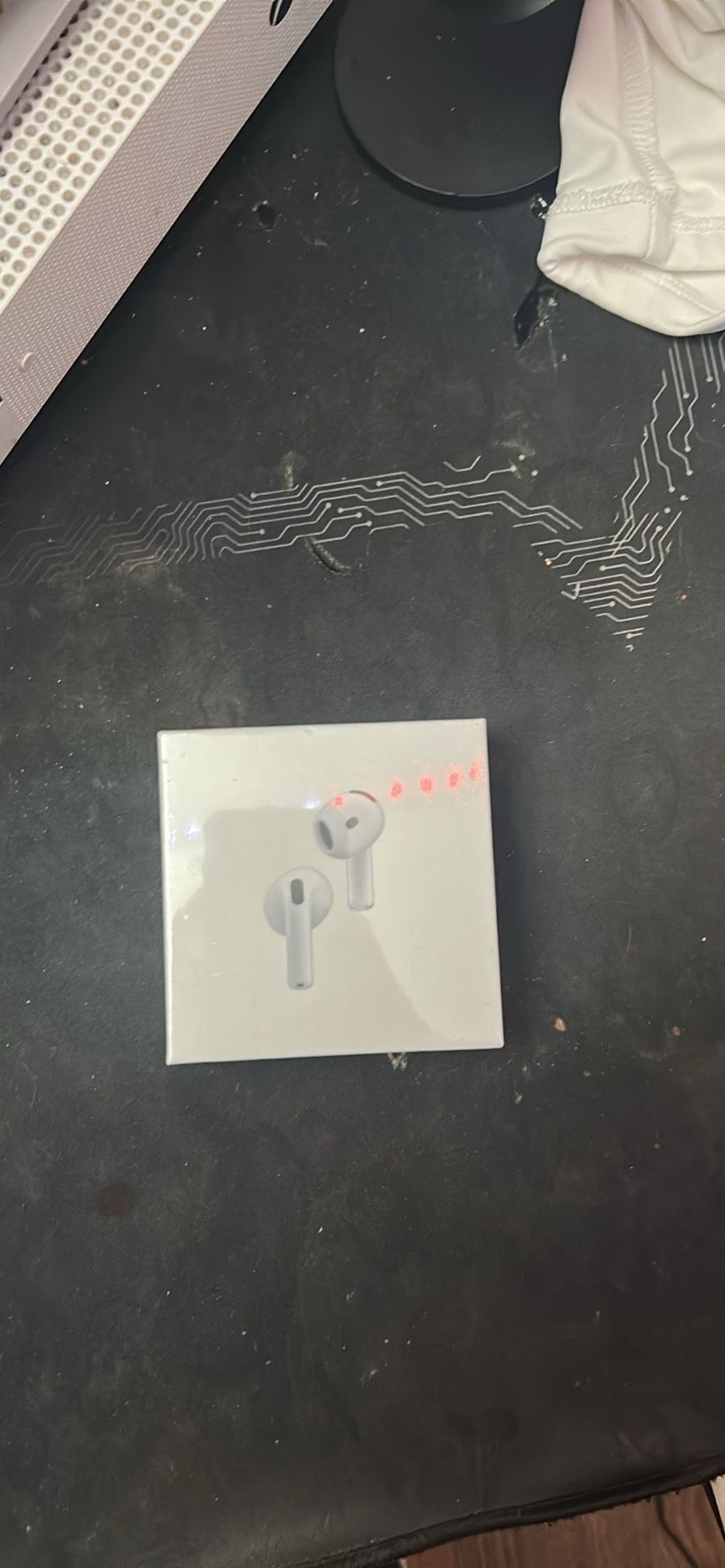 AirPods 4 ANC ( brand new )