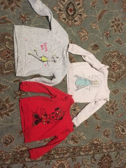 Girls sweater size 4