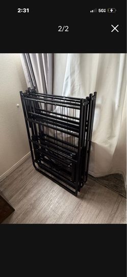Foldable queen bed frame / box spring